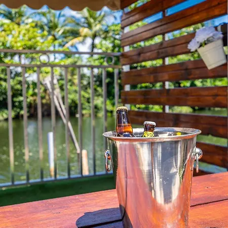 Romantic Place By The River Appartement